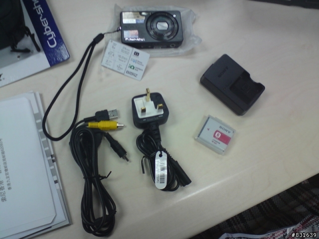 大家一起開派對 Sony WX-1 連 Party Shot 開箱文 (09/09 新增使用介面,變追焦短片,晚間攝影)