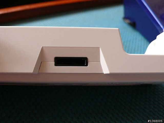 大小姐 x Softbank 935SH 金色簡易開箱文