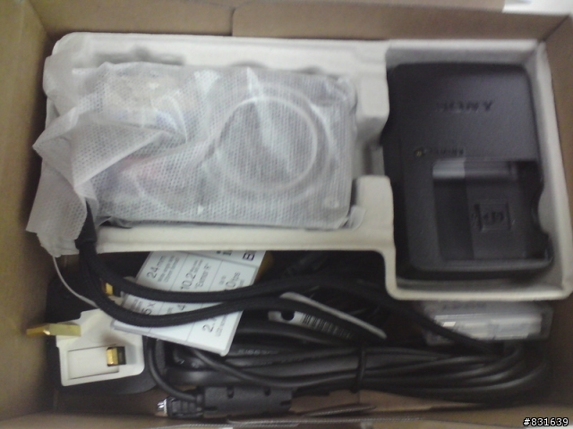 大家一起開派對 Sony WX-1 連 Party Shot 開箱文 (09/09 新增使用介面,變追焦短片,晚間攝影)