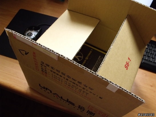 找了三家都找不到CS1.6的遊戲片....