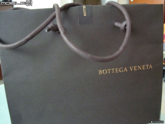 開箱文 - Bottega Veneta 男短夾