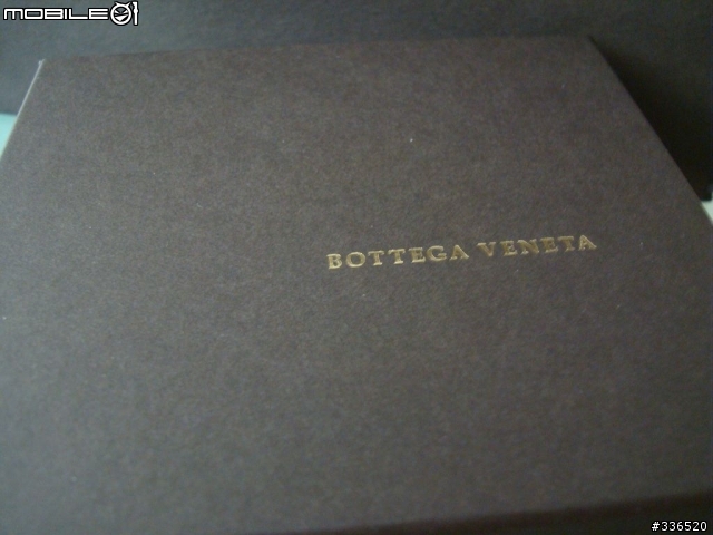 開箱文 - Bottega Veneta 男短夾