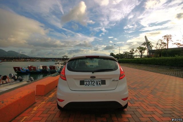 【開箱文】萬眾矚目的Ford Fiesta絢麗外觀大解析!