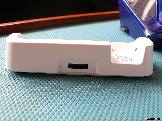 大小姐 x Softbank 935SH 金色簡易開箱文