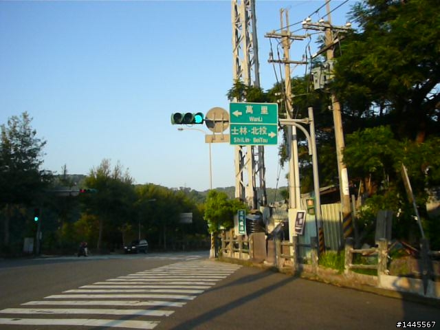 20090907一早起床晨騎被狗追著跑的平等國小之行!