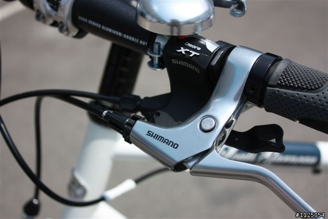 客製化混搭LOUIS GARNEAU-LCA女王專屬平把鋼管公路車