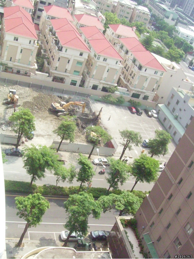 河南路四段又要蓋新房子賣給你了