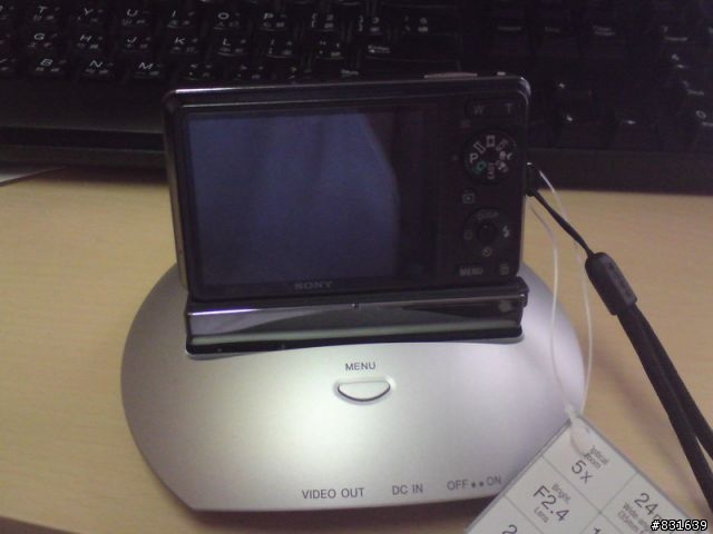 大家一起開派對 Sony WX-1 連 Party Shot 開箱文 (09/09 新增使用介面,變追焦短片,晚間攝影)