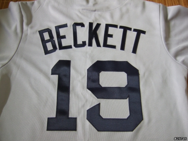 【分享】BECKETT 與 倪福德 MLB 球迷版球衣
