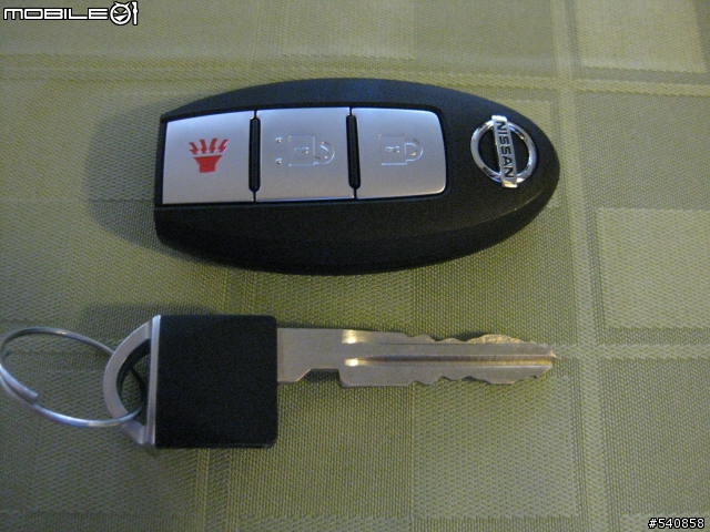我的Rogue AWD SL 鐵灰 (2009 北美版)