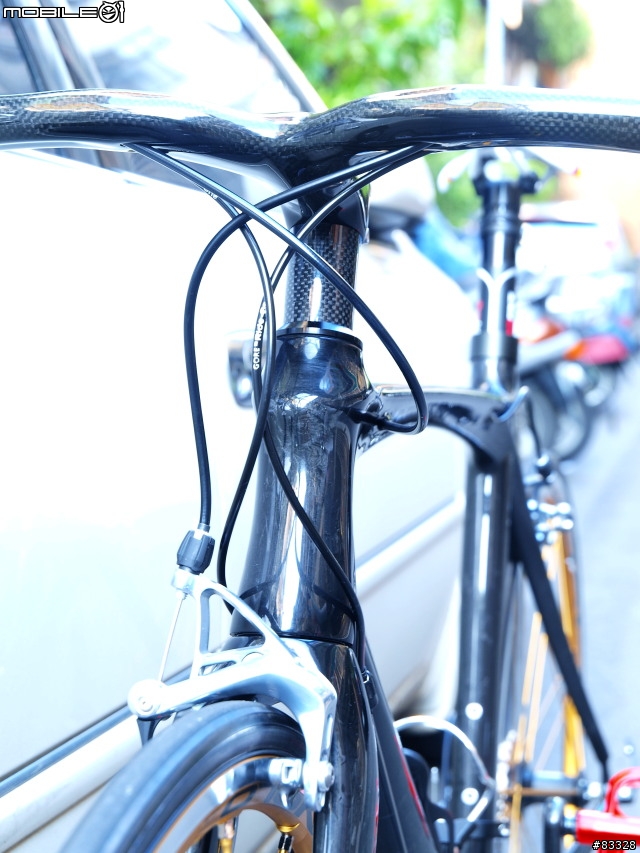 【分享】低調的黑色公路車