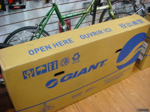 分享喜悅-GIANT 2010年SE2白藍入手!圖多