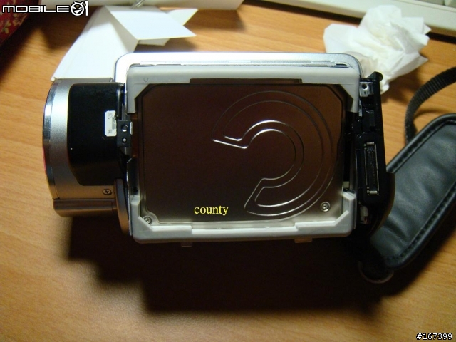 sony 硬碟攝影機的硬碟好像可以自己加大或更換