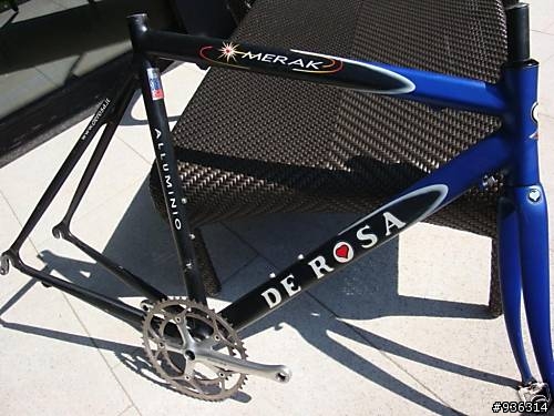 請問: Compagnolo Record 8速套件能改裝到De Rosa Merak 車架上嗎?