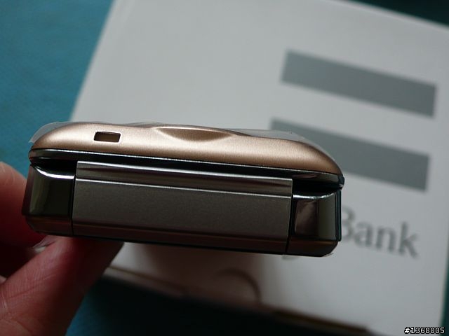 大小姐 x Softbank 935SH 金色簡易開箱文