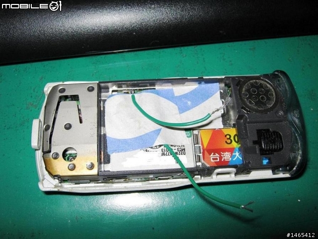 改裝老舊手機 moto266 從此不用鋰電啦