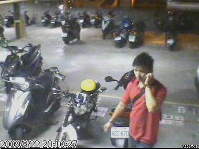 安全帽被夜間部同學偷走了...(20090928更新)