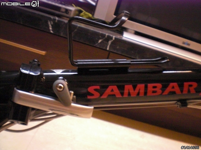 (小折開箱文) SAMBAR 亮光黑MIX鮮桃紅
