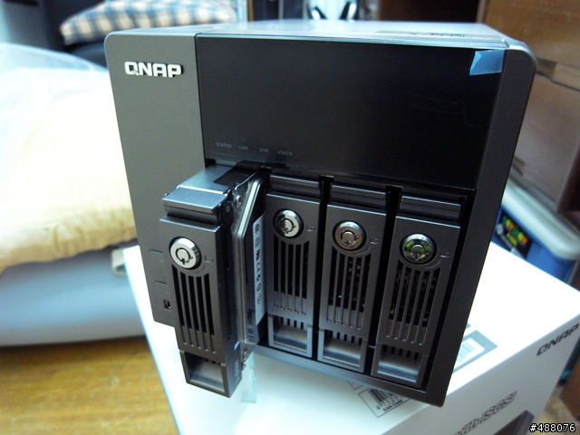 窮者宅宅NAS_QNAP TS-410登場!!!