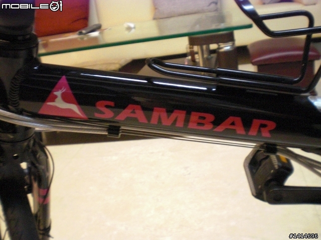 (小折開箱文) SAMBAR 亮光黑MIX鮮桃紅