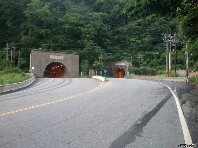 環島不一定要花很多＿陽春版之養樂多車七天環島