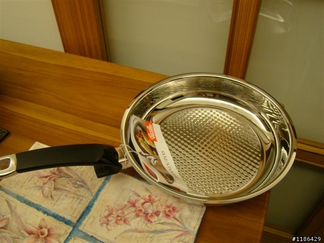 【鍋具】可以拿來當武器的國寶_Fissler 平煎鍋