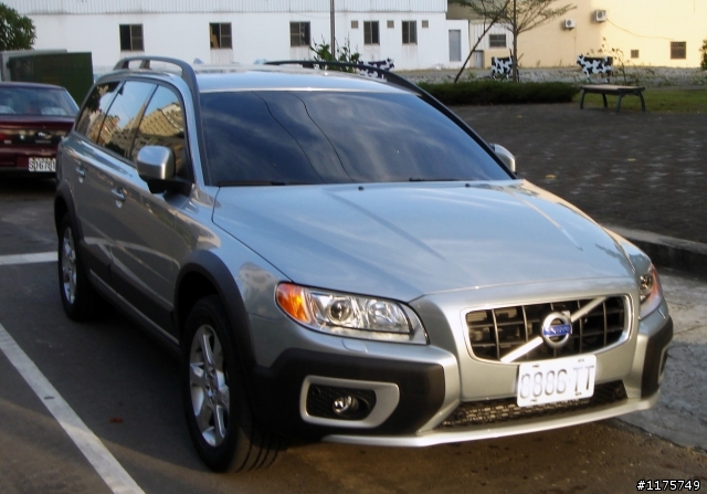 遲來的開箱 MY2010 XC70 D5 AWD