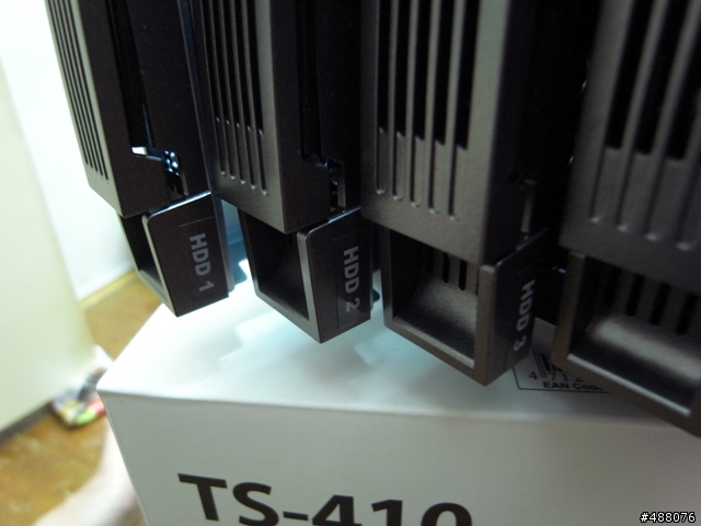 窮者宅宅NAS_QNAP TS-410登場!!!