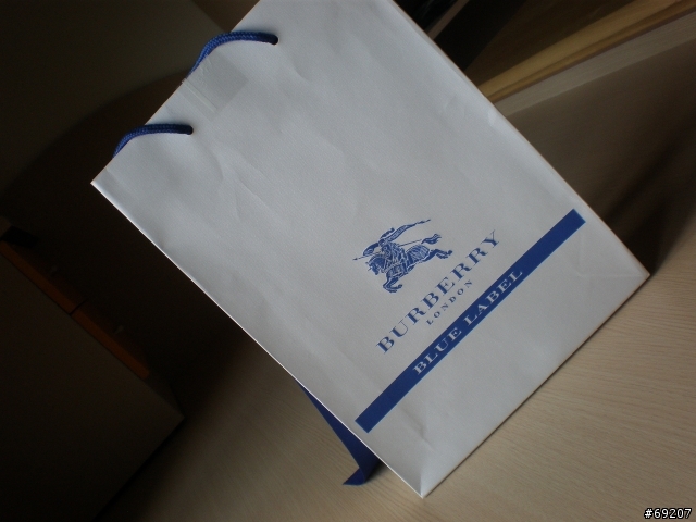 【狼人分享】Burberry 藍標之低調黑 Polo 衫..