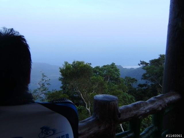來企~台東太麻里金針山~賞雲花海~山海戀騎...^^"...