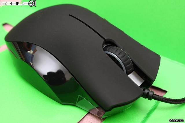 RAZER NAGA 那伽梵蛇鐳射遊戲滑鼠開箱
