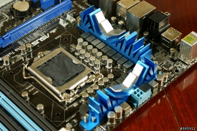 什麼是懶人超頻最高階?-ASUS P7P55D PRO與P7P55D DELUXE帶您體驗!