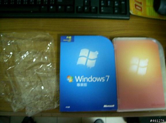 在順x預購的Windows 7專業升級版開箱......