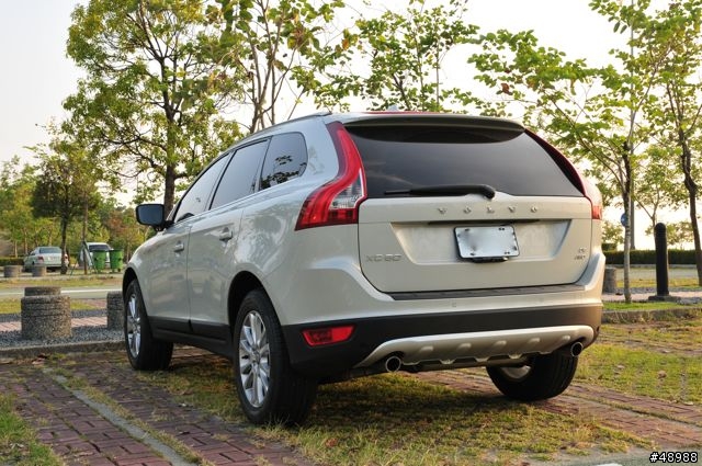 2010年式 XC60 D5 簡易開箱