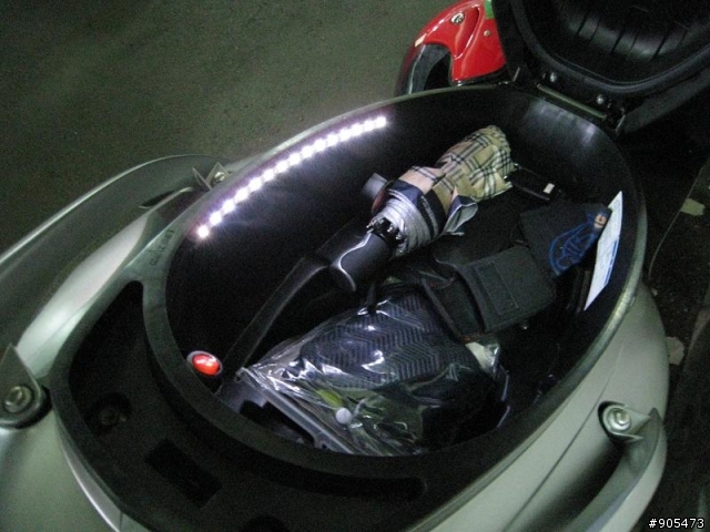 剛剛DIY的車廂燈 10/19加裝5050 (沒過程 只有完工照)