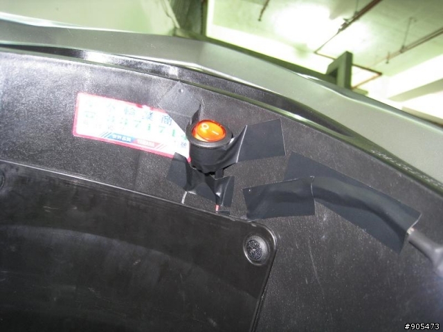 剛剛DIY的車廂燈 10/19加裝5050 (沒過程 只有完工照)