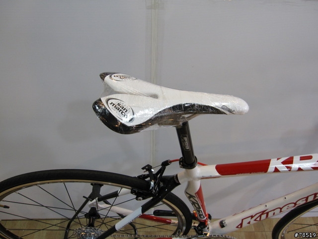 KINESIS 第一台我的公路車(加圖) ..... (好友車車新圖追加)