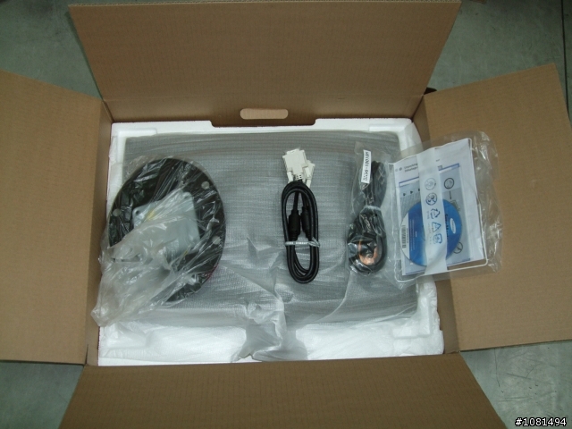 開箱文SUMAUNG 2233RZ
