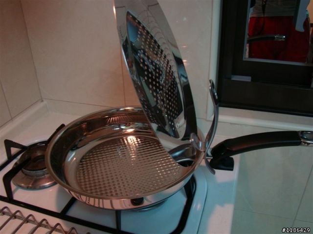 【鍋具】可以拿來當武器的國寶_Fissler 平煎鍋