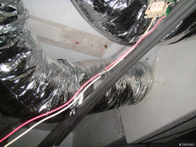 吊隱式冷氣風箱可否切割黏接?