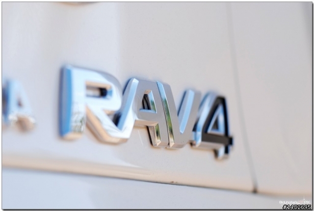 RAV4 大小白開箱 & 菜單