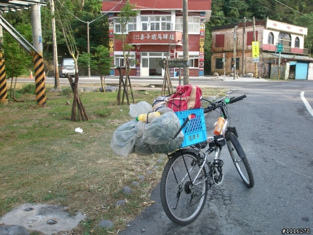 環島不一定要花很多＿陽春版之養樂多車七天環島