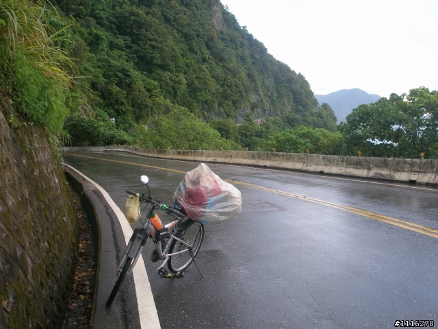 環島不一定要花很多＿陽春版之養樂多車七天環島