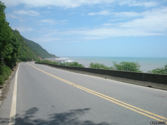 環島不一定要花很多＿陽春版之養樂多車七天環島