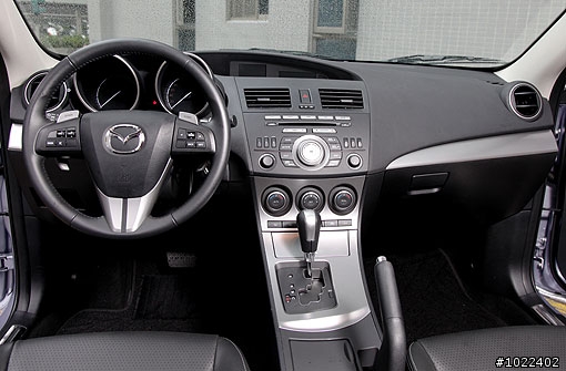 MAZDA 3 5D配備.價格<正確板>!!!!