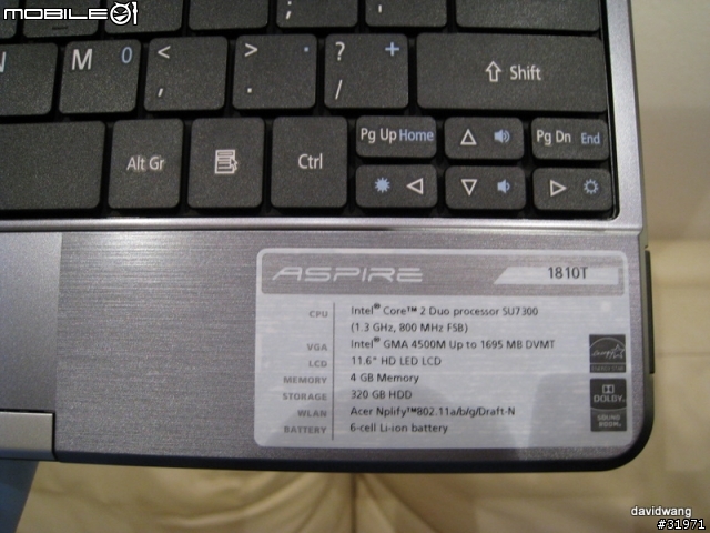 Acer 美規 Timeline AS1810T-8638 開箱照