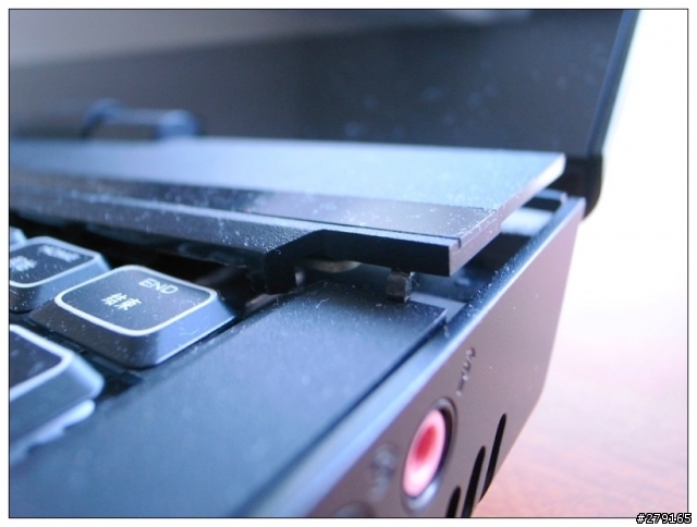 Alienware M17x 第二彈 (拆機流程圖)