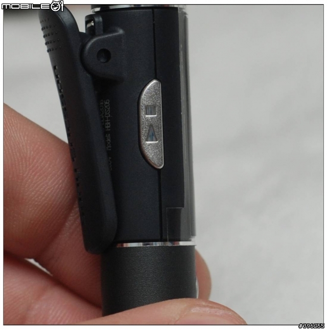 (開盒分享)換上HBH-DS205讓你的satio螢幕告別擾人的油垢~