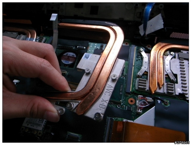 Alienware M17x 第二彈 (拆機流程圖)