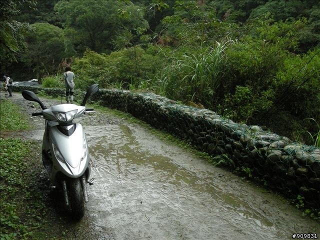 高手125R >< 烏來桶後"歐福羅德"~